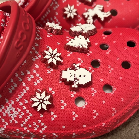 New mens size 11 Lined Holiday Clogs by CROCS - Picture 5 of 5